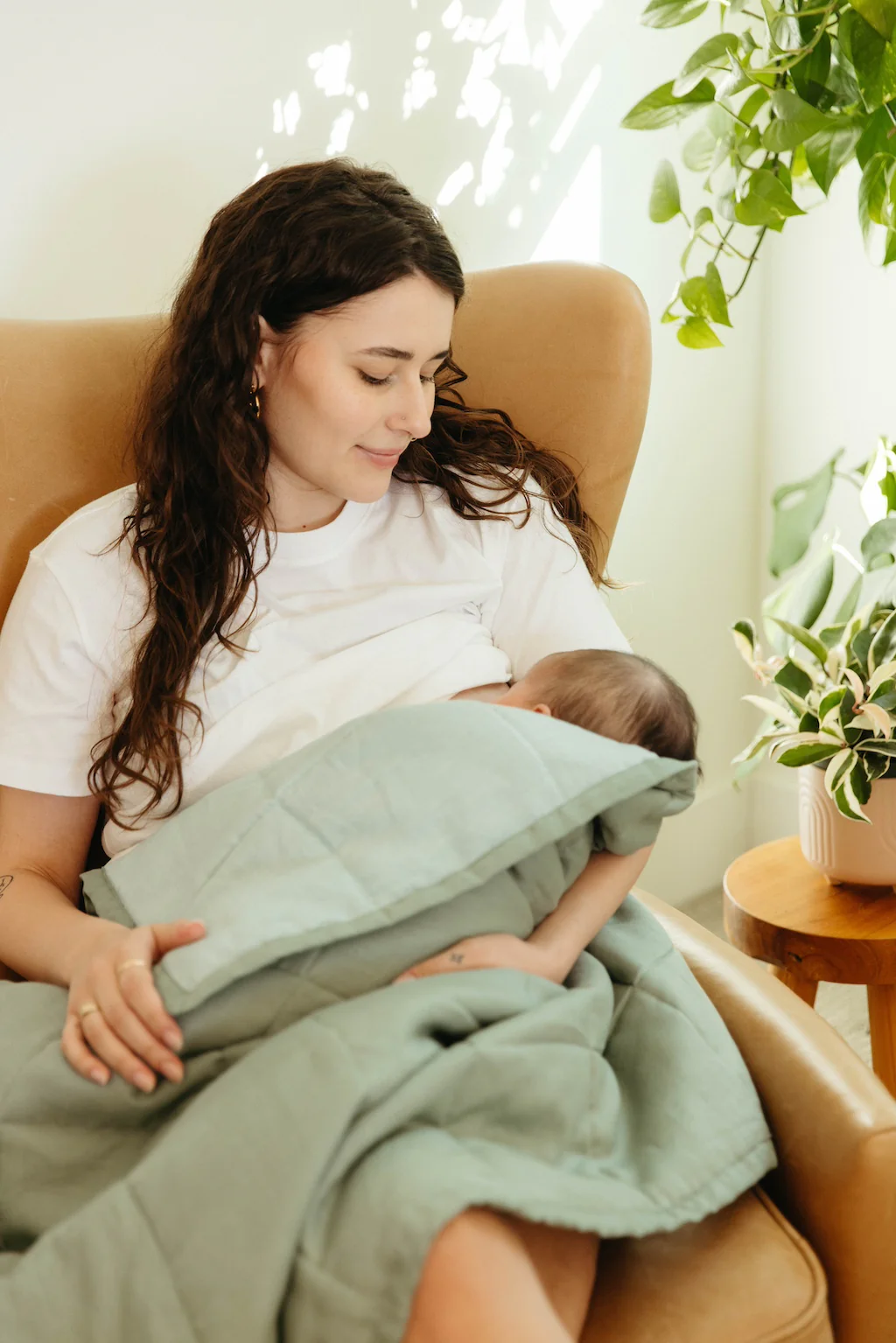 Kingfisher/Sparrow - Linen Quilted Blanket - Image 3